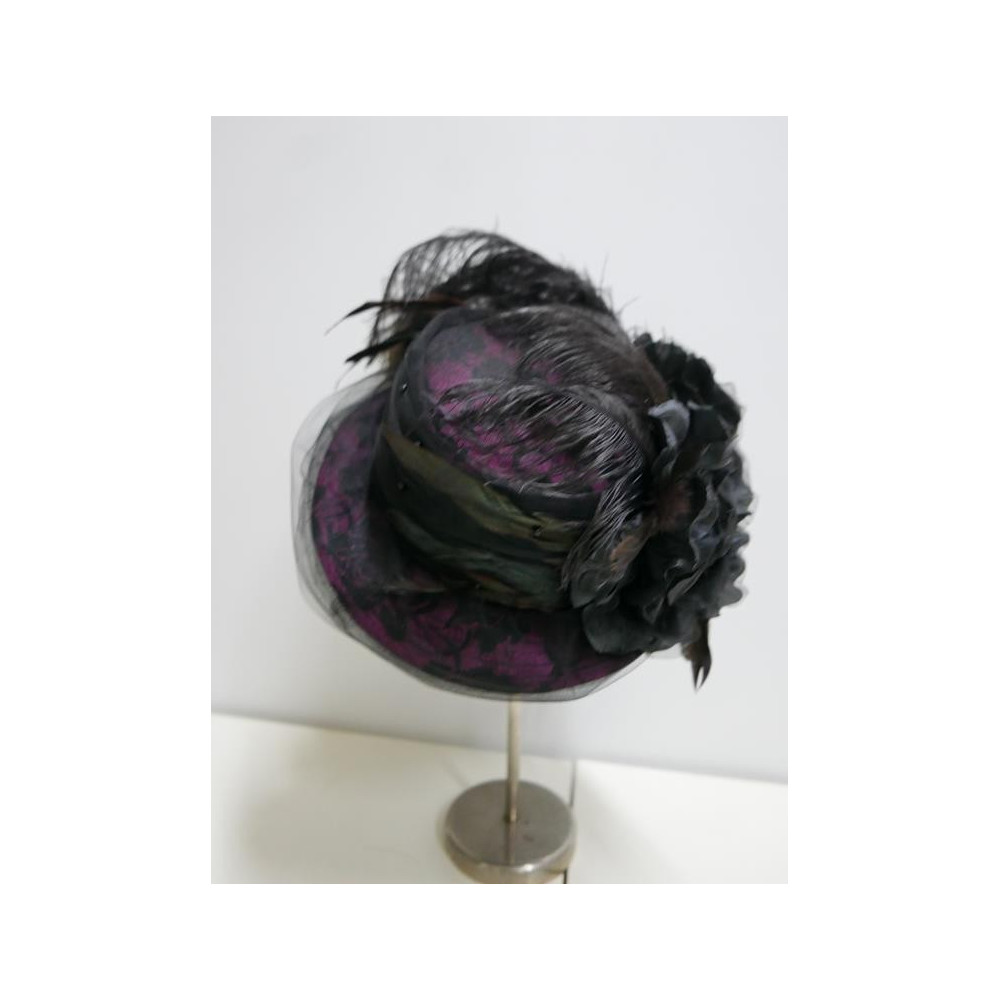 Vivien czarny z różem kapelusz gotycki