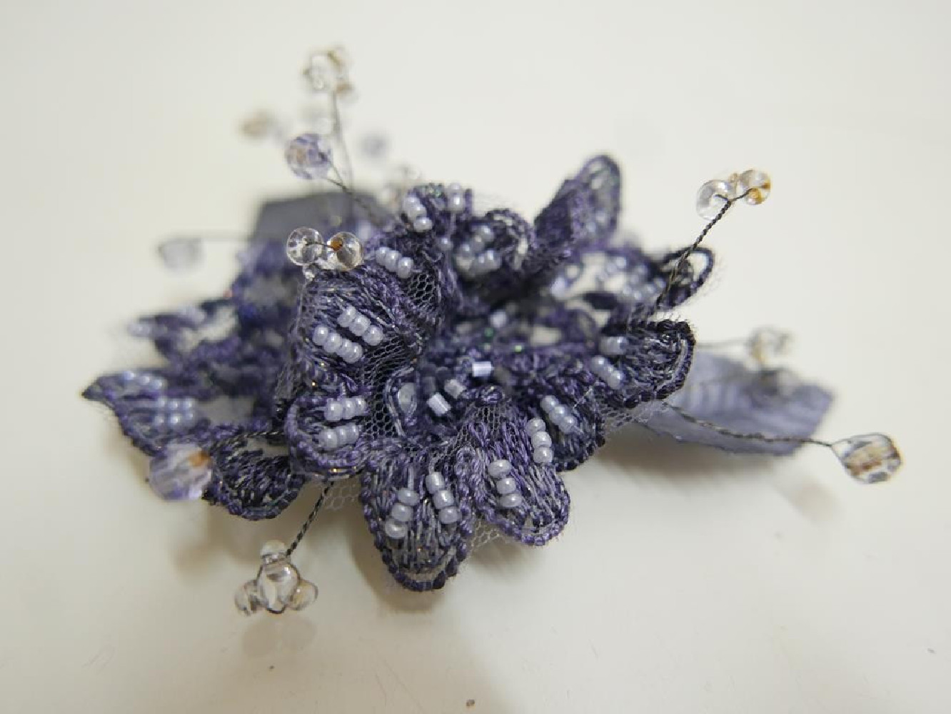 Szary stroik do włosów