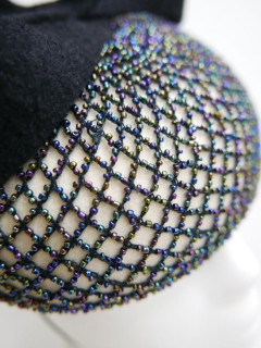 Walentyna toczek z koralikami toho