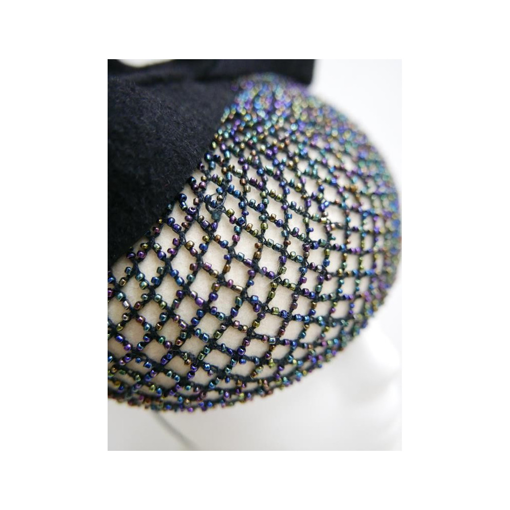 Walentyna toczek z koralikami toho