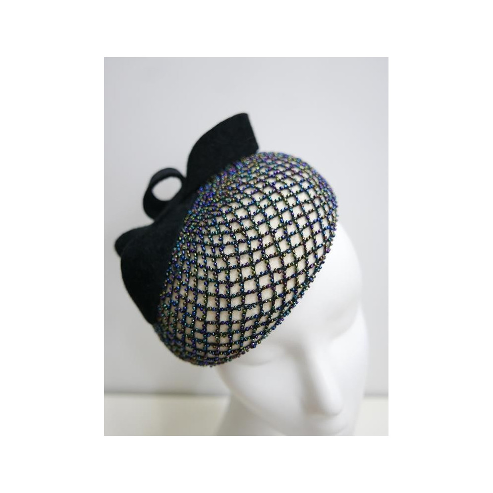 Walentyna toczek z koralikami toho