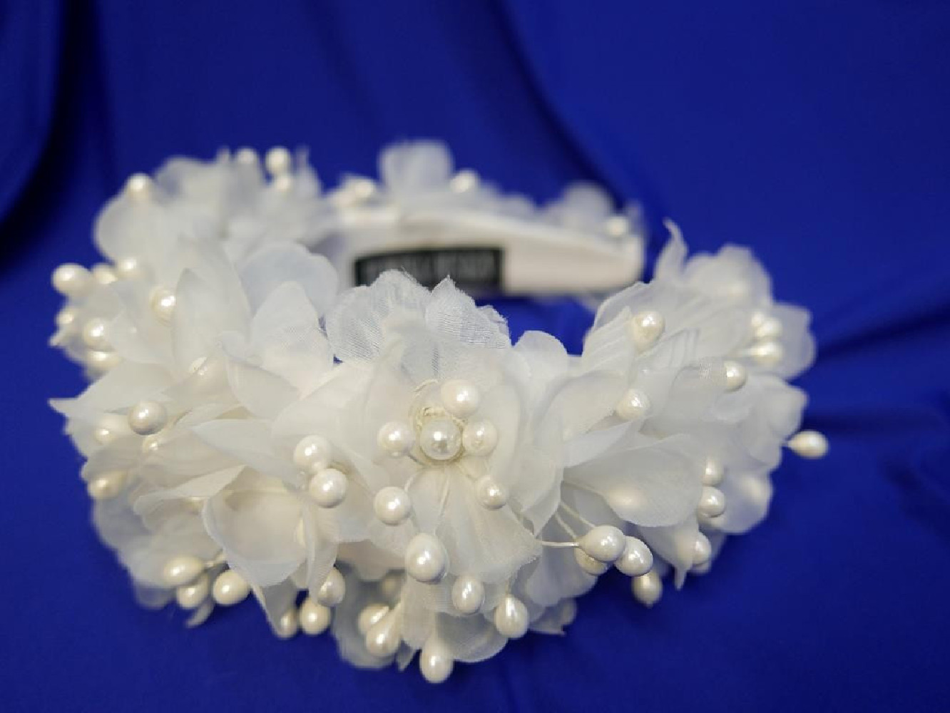 Śmietankowa opaska z kwiatów- Halo Hat