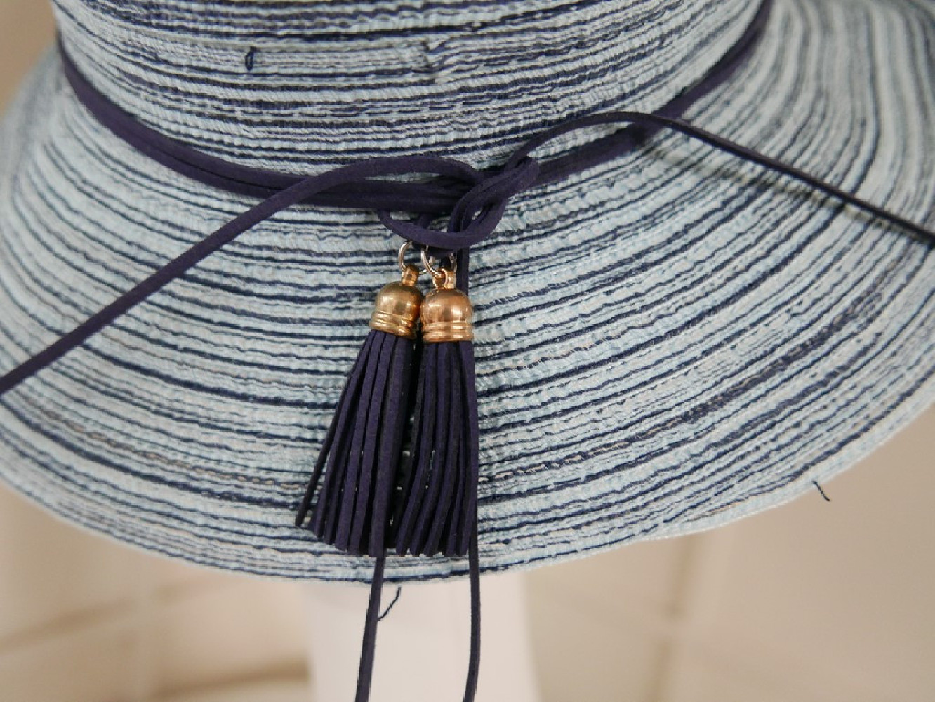 Aga niebieski kapelusz 54-57 cm