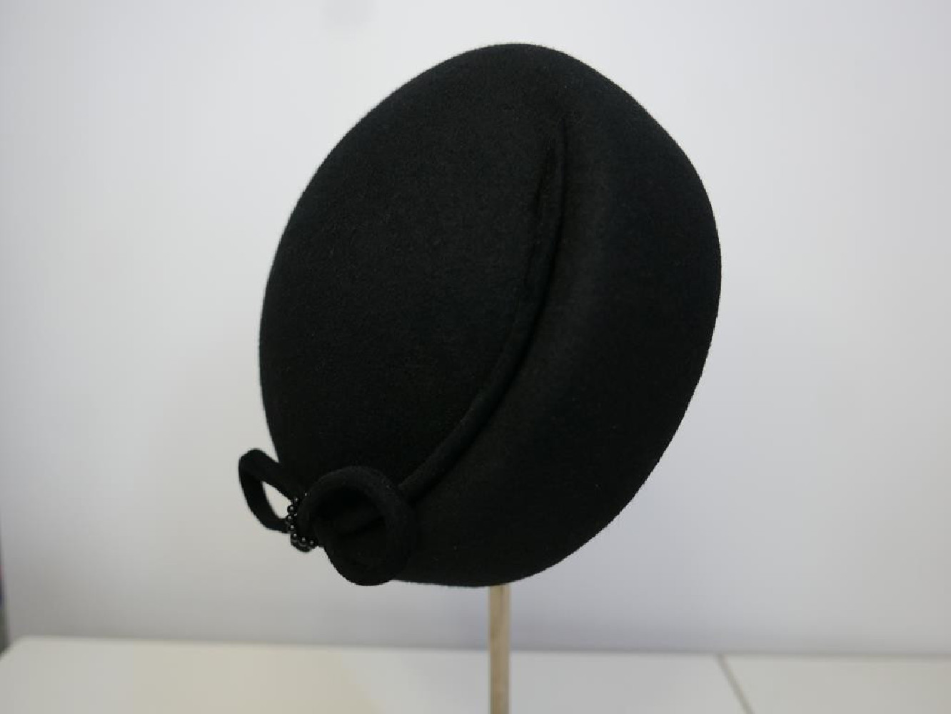 Masza czarny toczek filcowy 54-56 cm