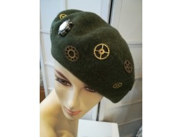 zielony steampunkowy zdobiony beret dzianina wełna