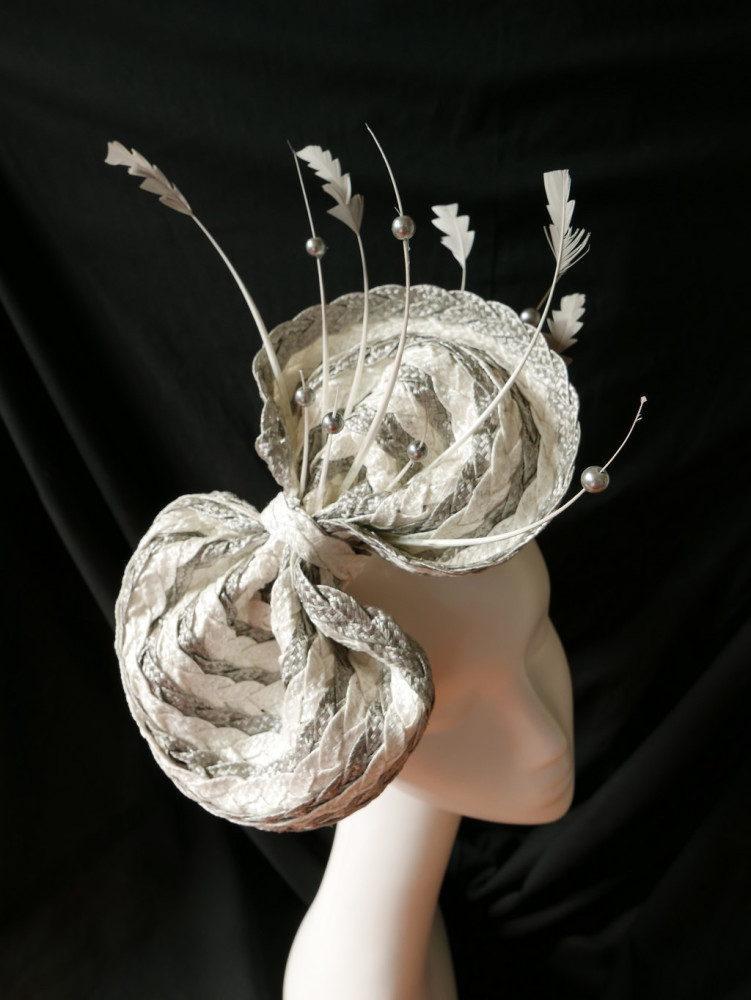 Wera szary letni toczek fascynator