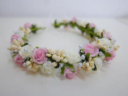 Kremowo różowy wianek do modelowania- plastyczny