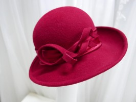 Aniela- czerwony kapelusz filcowy 54-57 cm