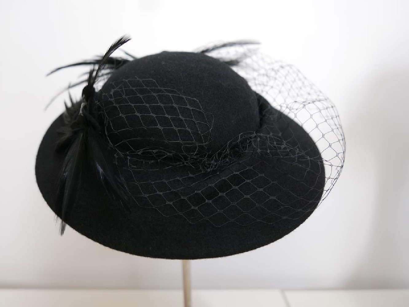 Zyta czarny kapelusz dysk filc wełna