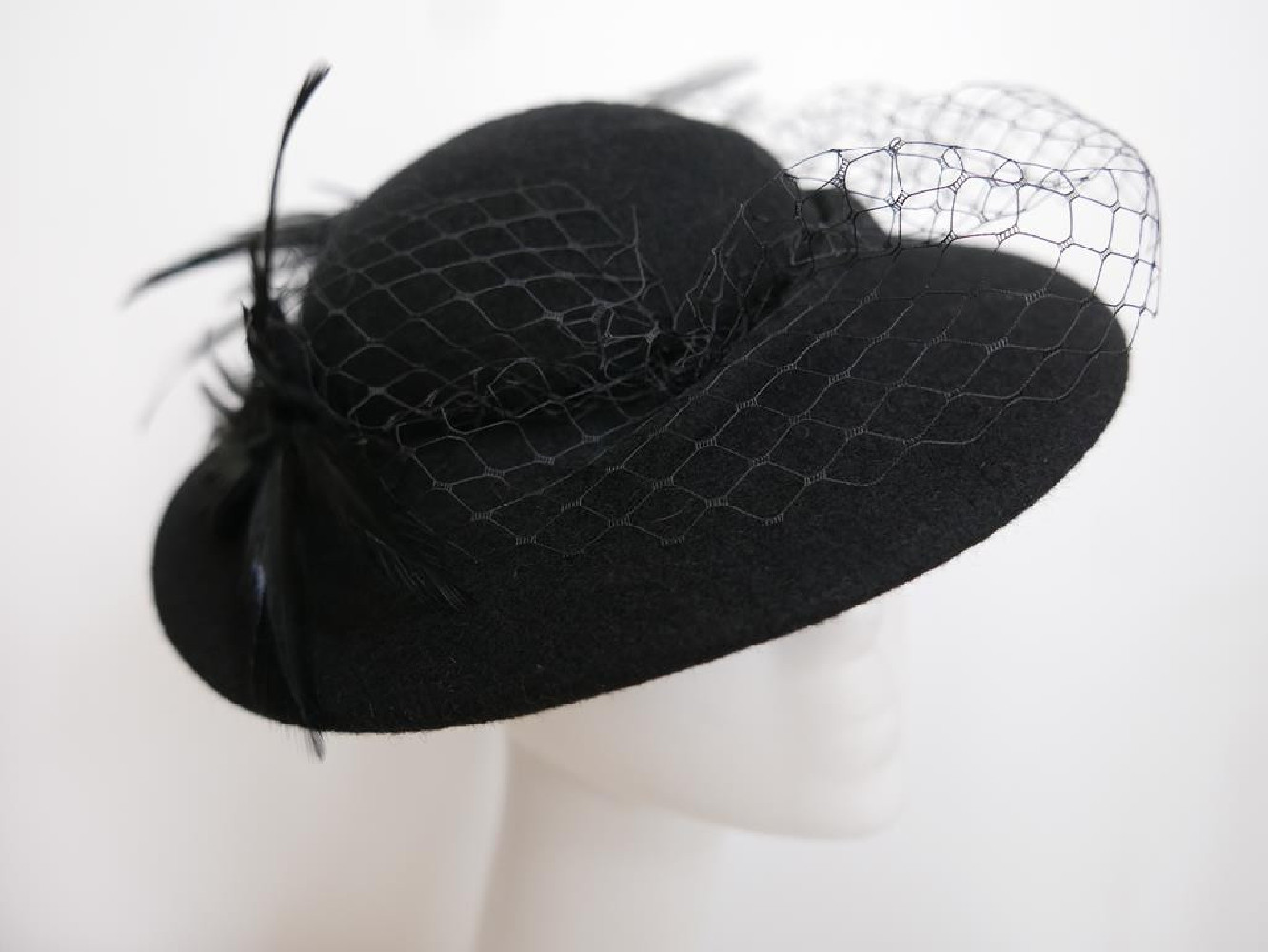 Zyta czarny kapelusz dysk filc wełna