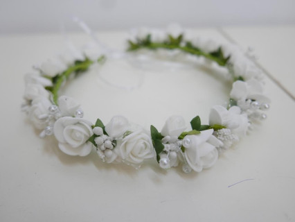 Biało zielony wianek do modelowania- plastyczny