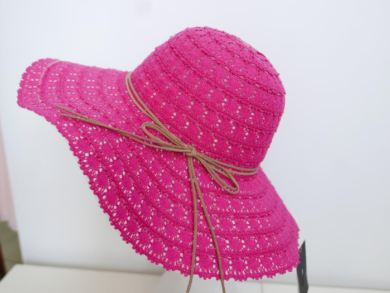 Różowa koronka kapelusz letni  do 57 cm