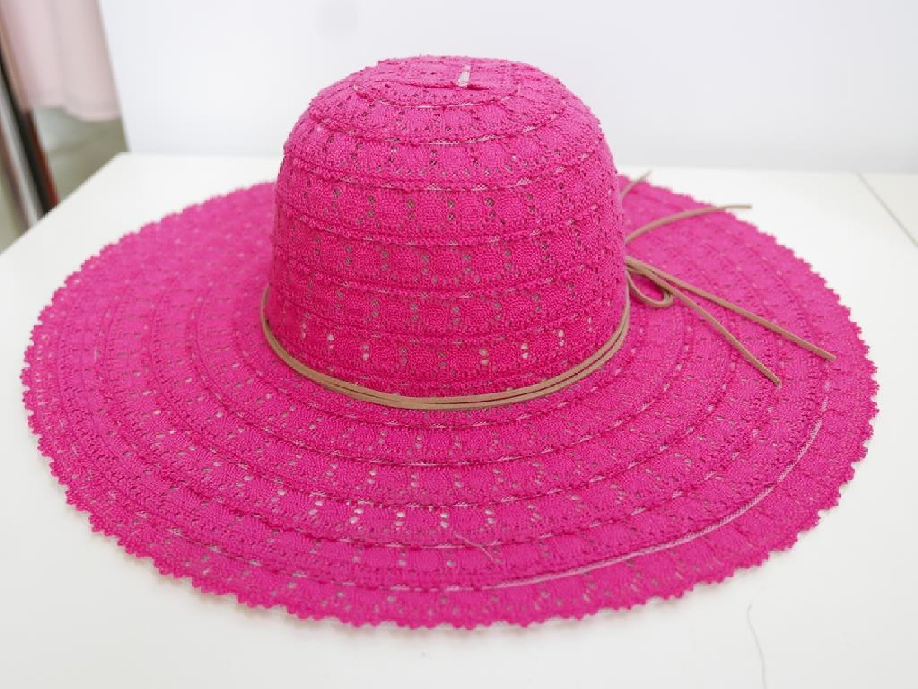 Różowa koronka kapelusz letni  do 57 cm