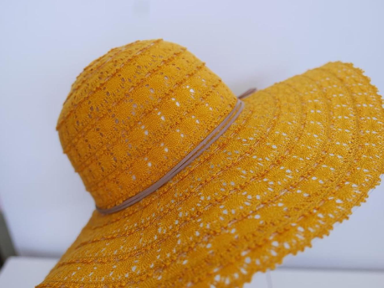 Miodowa koronka kapelusz letni  do 56 cm