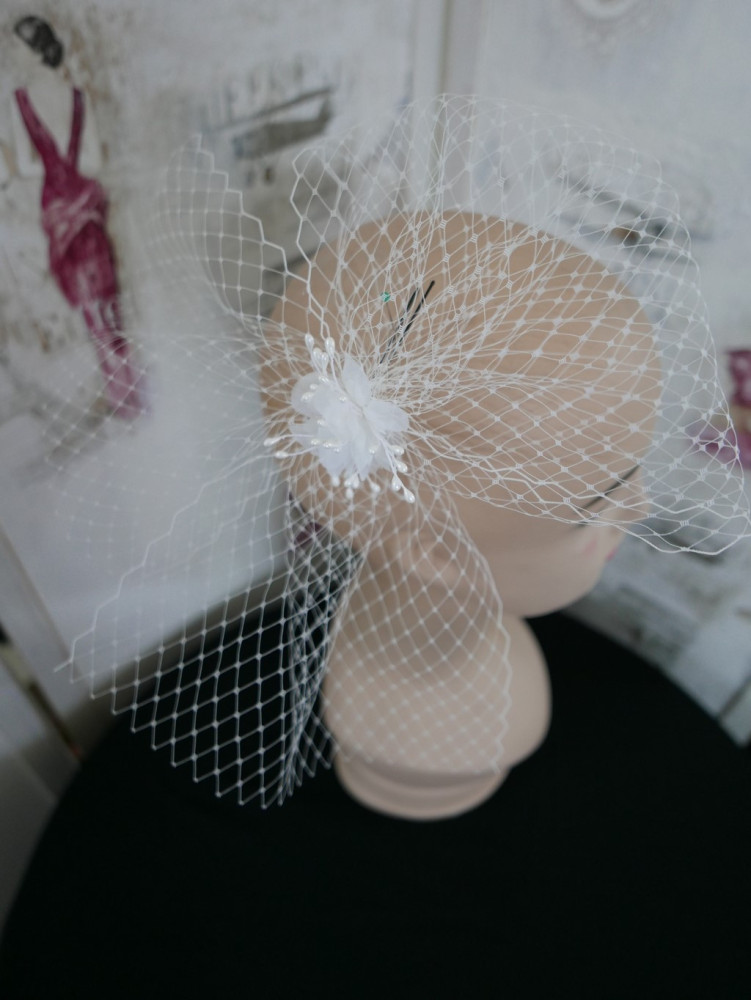 Ivory woalka stroik do włosów, koka