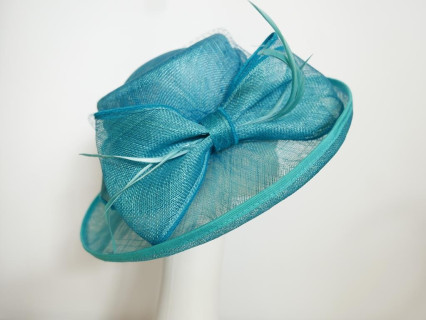 Niebieski turkus kapelusz z sinamay regulowany do 57,5 cm