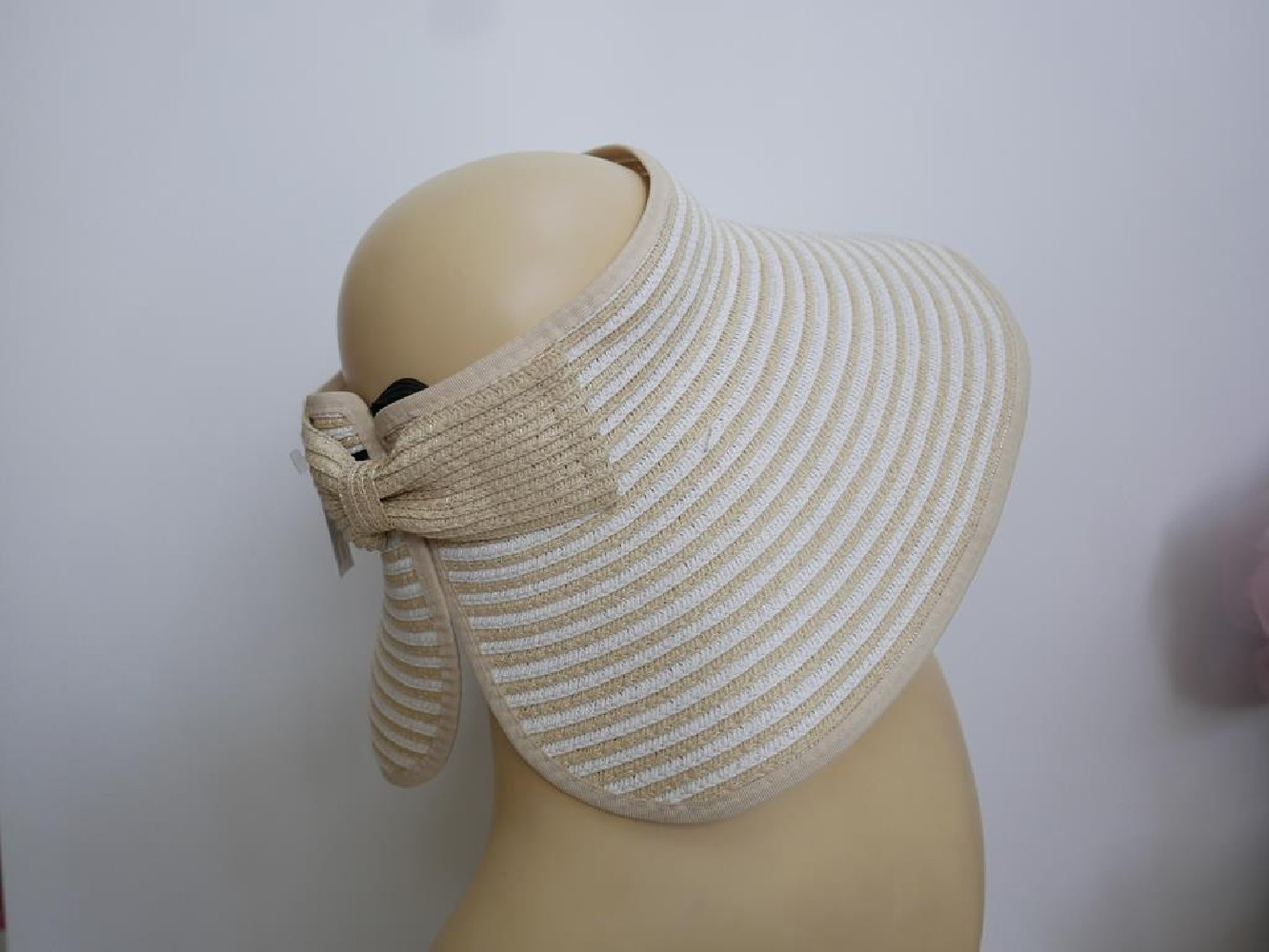 Rondo daszek beż krem słomka regulowany