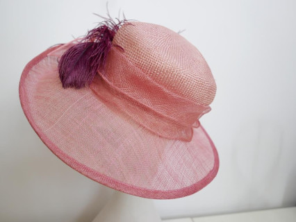 Róż burgund kapelusz z sinamay i wiskozy 56 -57 cm