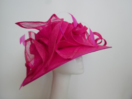 Fuksja kapelusz z sinamay 55-56 cm