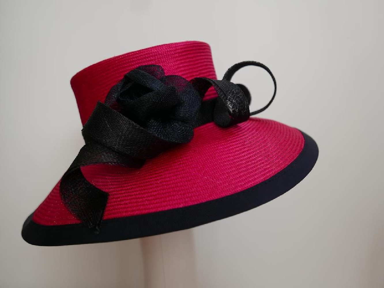 Fuksja kapelusz z wiskozy 56-57 cm