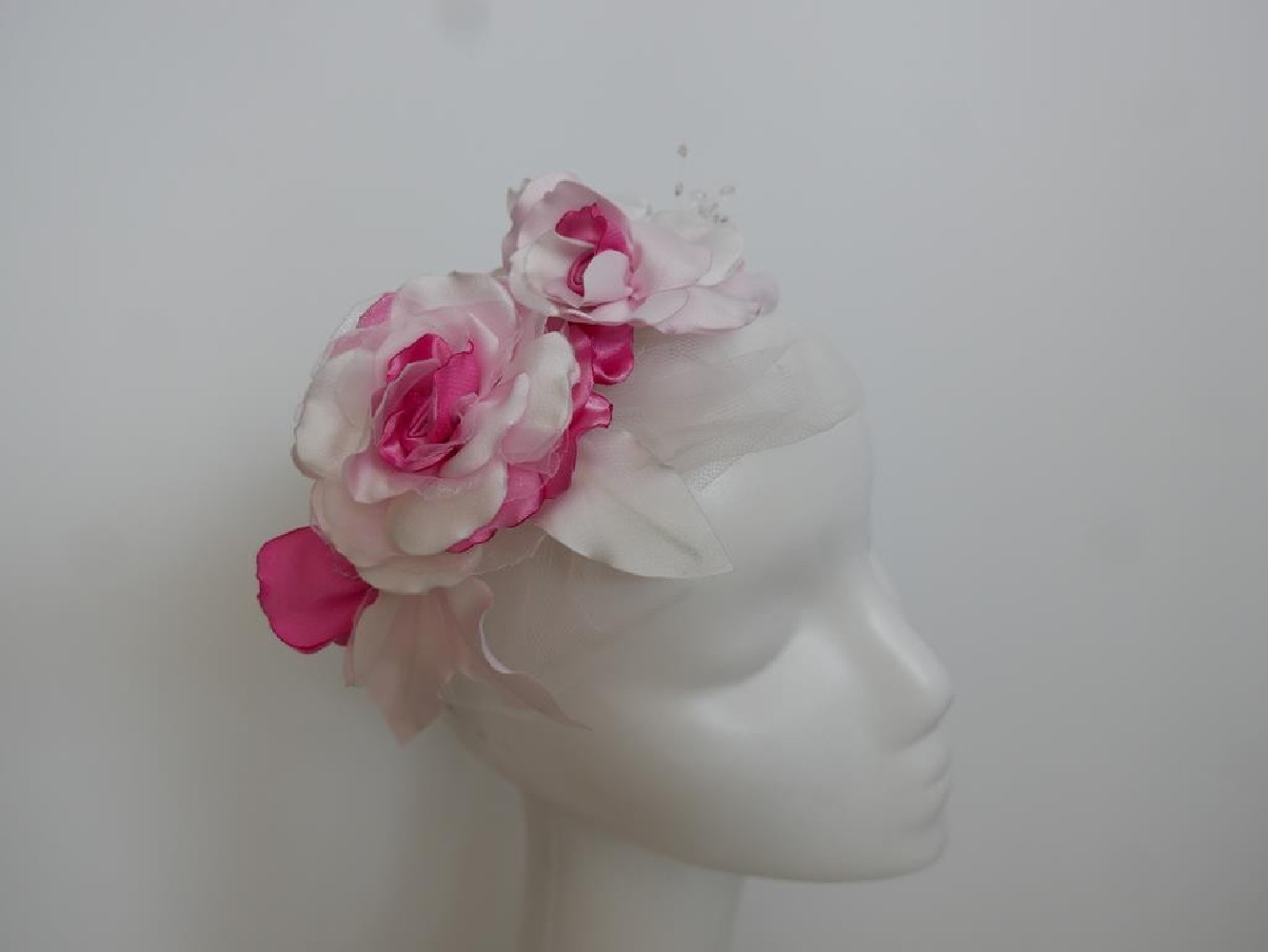 Biało różowa opaska kwiaty dla druhny