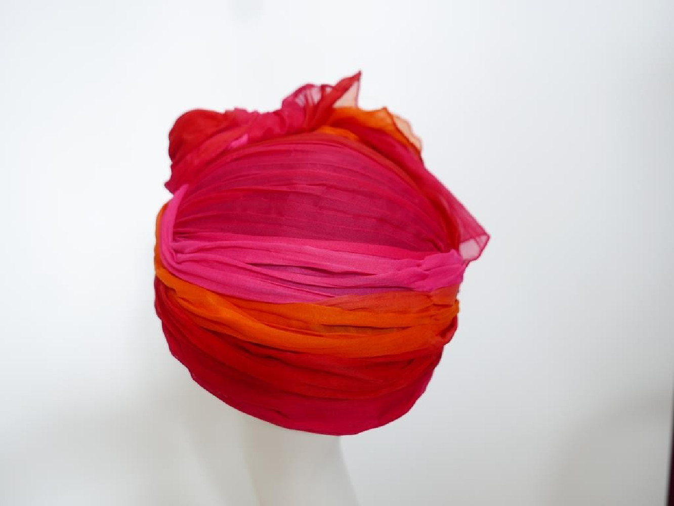 Różowo pomarańczowy turban tkanina