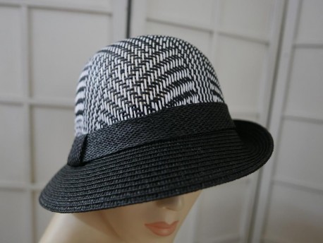 Pola czarno biały letni  kapelusz do 57 cm