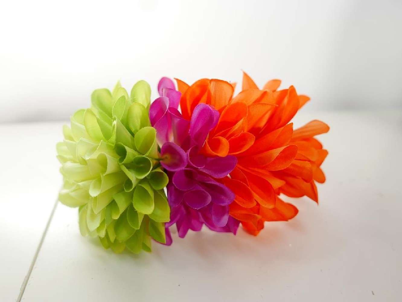 Kolorowy kwiat fascynator na opasce