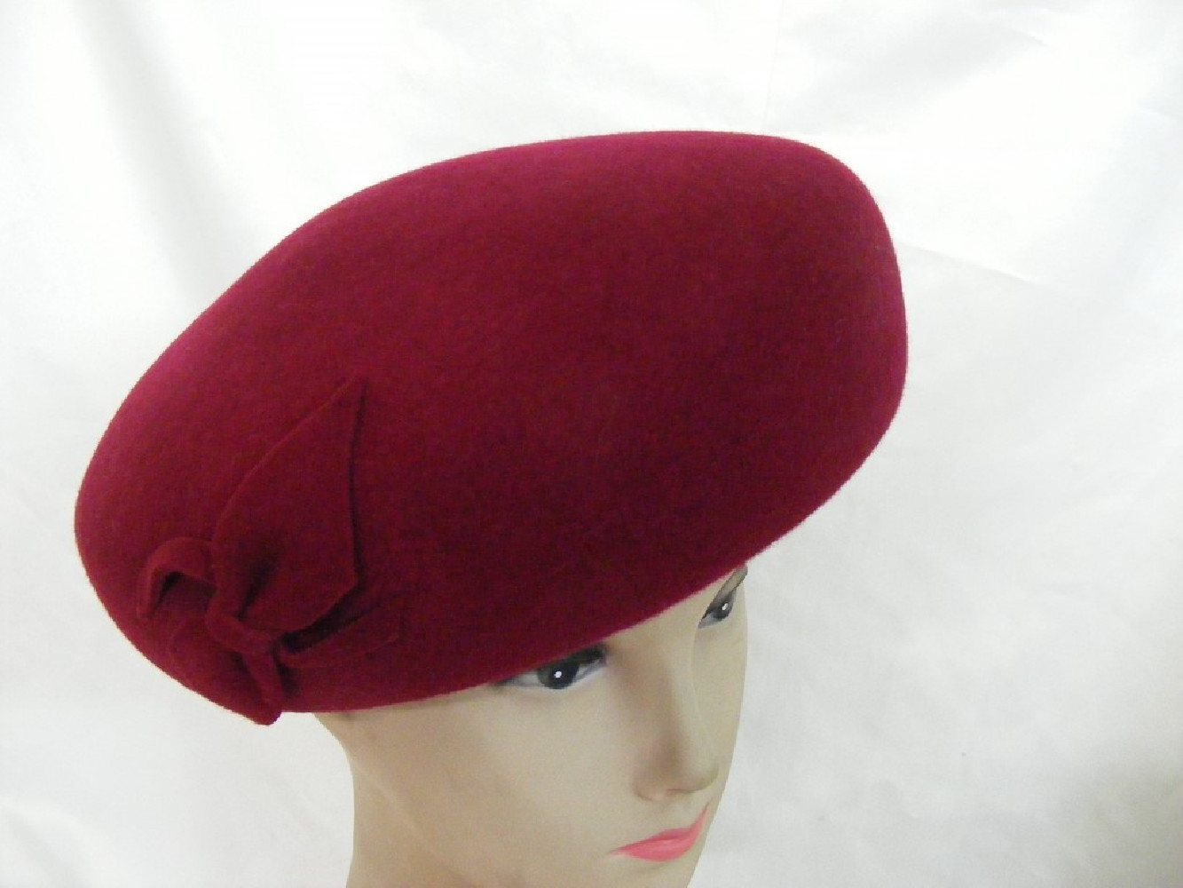 Elizabeth  wiśniowy beret filcowy 54-57 cm