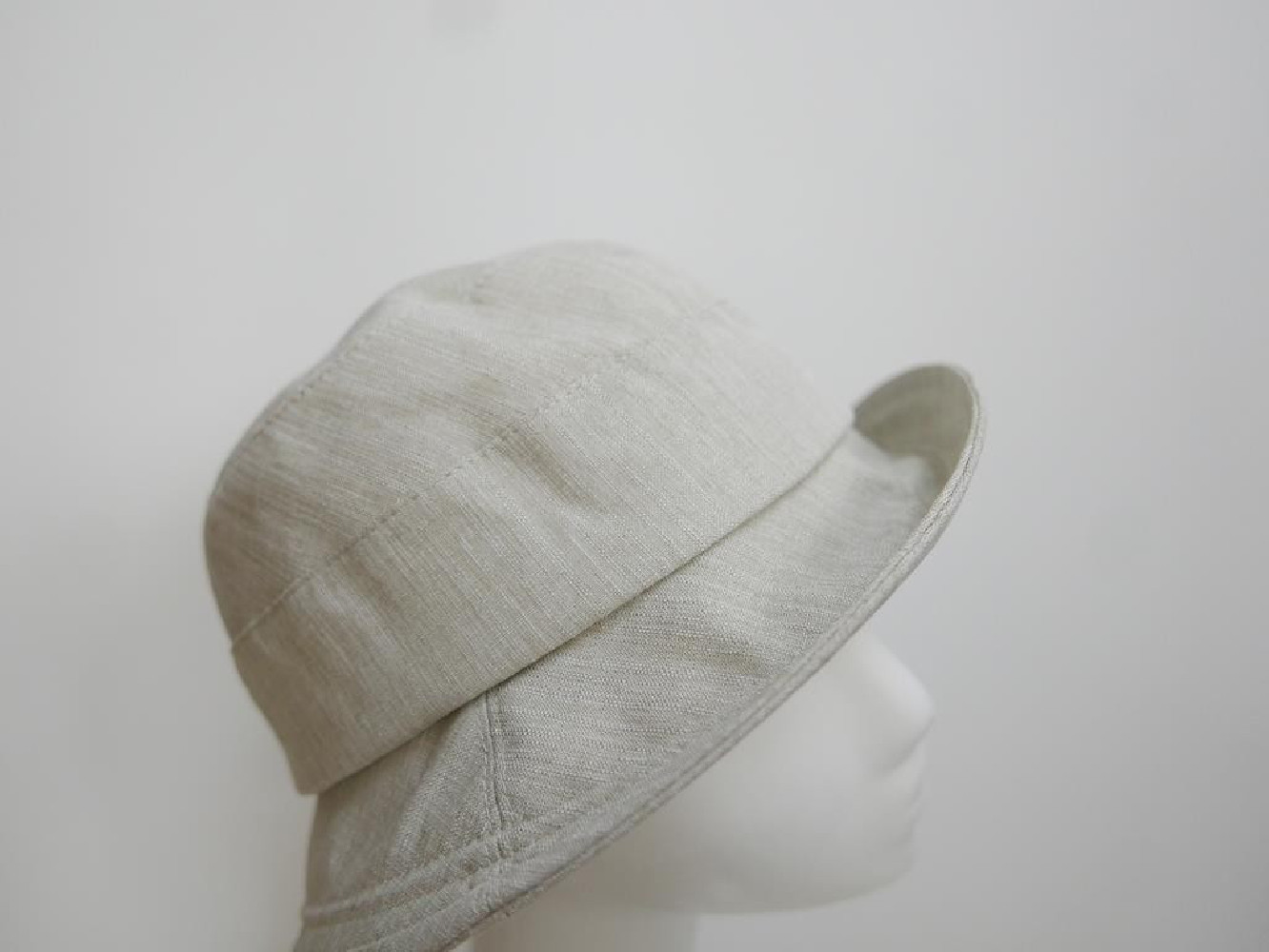 Wiosenny Beżowy kapelusz tkanina  55-57 cm