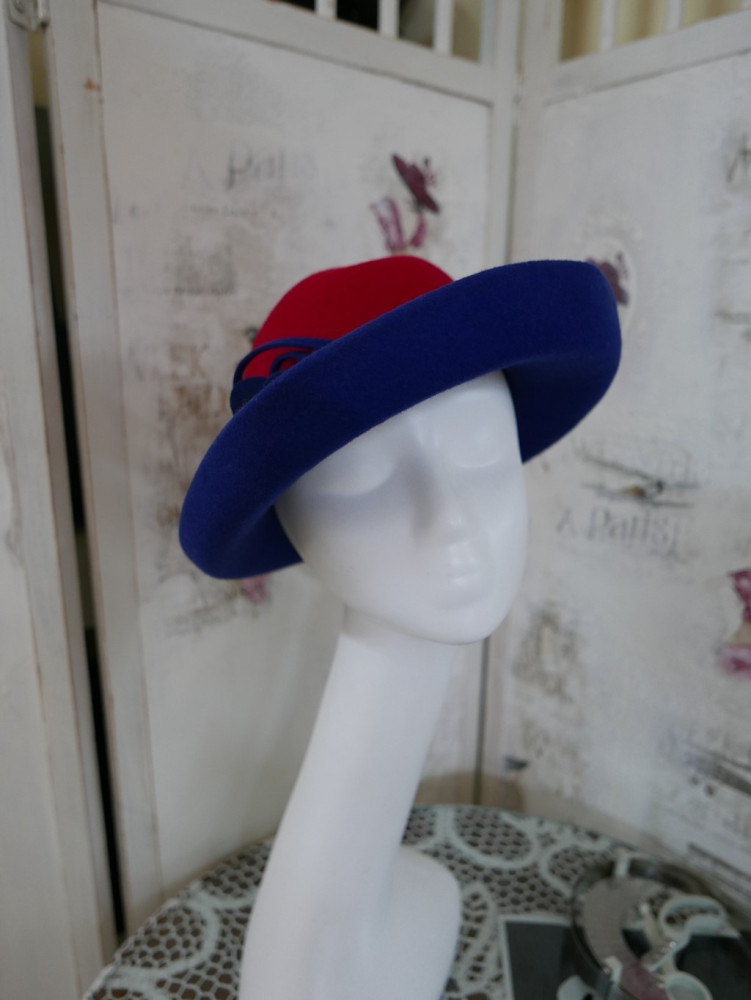 Asia szafirowo czerwony kapelusz filcowy 54-56 cm