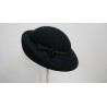 Consuela - czarny  kapelusz toczek z woalką