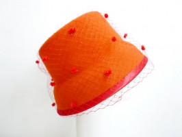 Jesień pomarańczowy kapelusz klosz filcowy z woalką