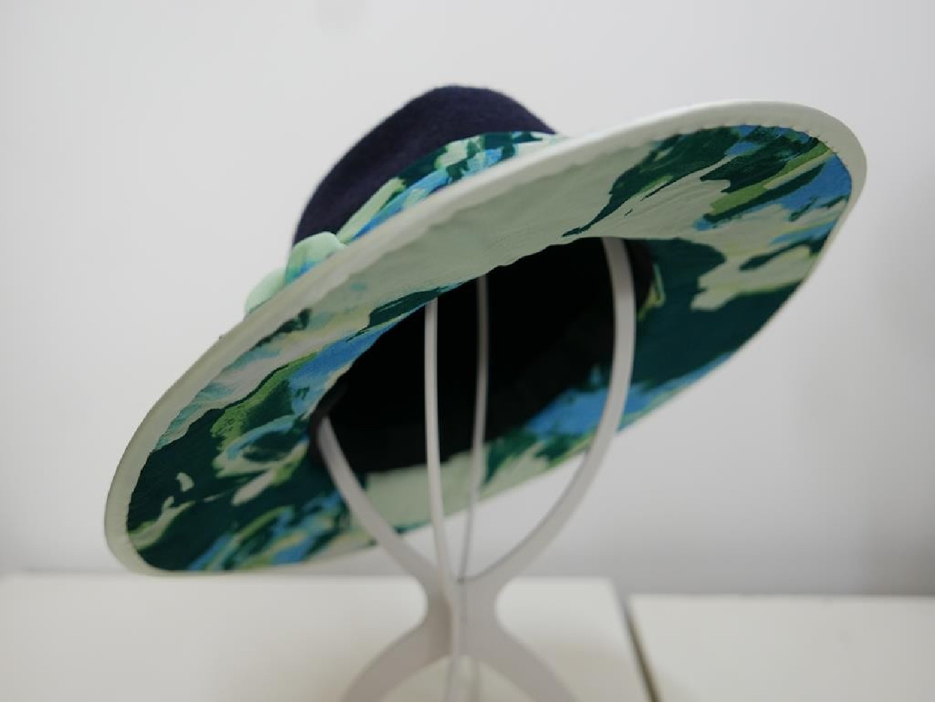 Fedora granatowo zielony kapelusz filcowy 56-58 cm