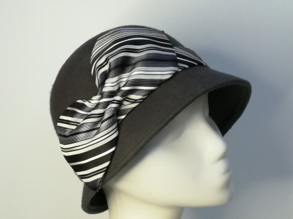 Retro klosz kapelusz filcowy stalowy 57-58 cm
