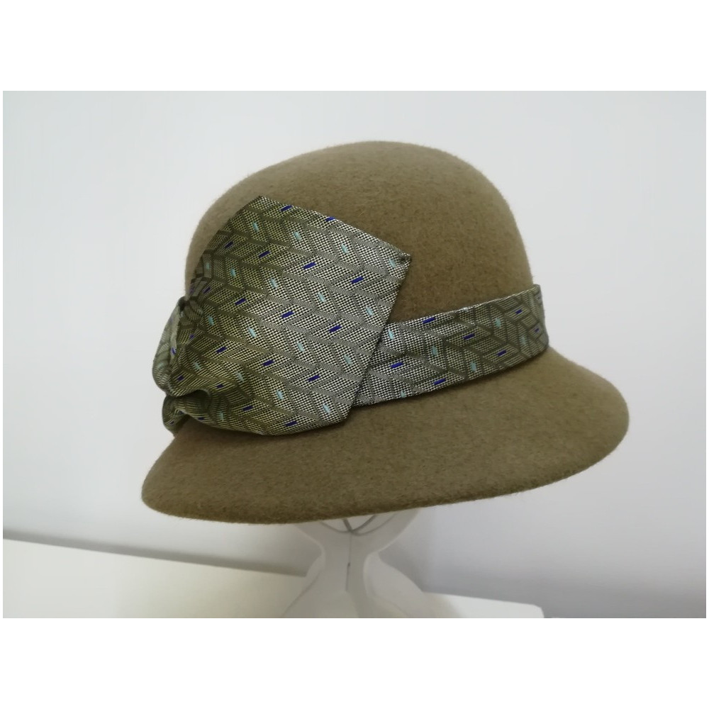 Retro kapelusz oliwkowa zieleń 58-59 cm