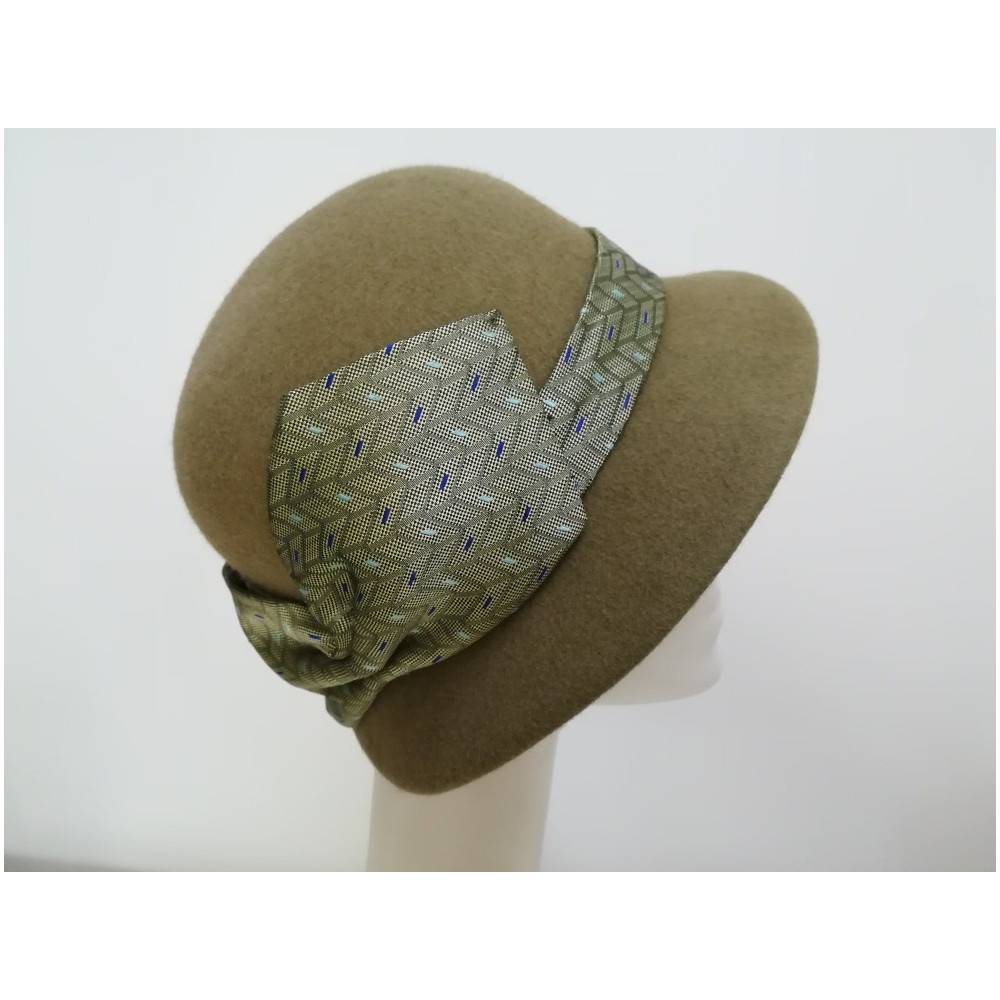 Retro kapelusz oliwkowa zieleń 58-59 cm