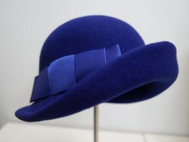 Pola Negri retro granatowy kapelusz filcowy 54-58 cm