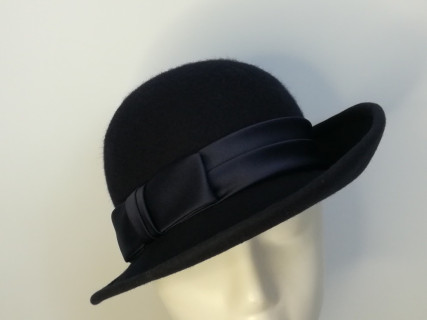 Granatowy kapelusz filcowy 56-57 cm