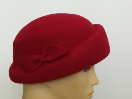 Krista czerwony toczek filcowy 56-59 cm