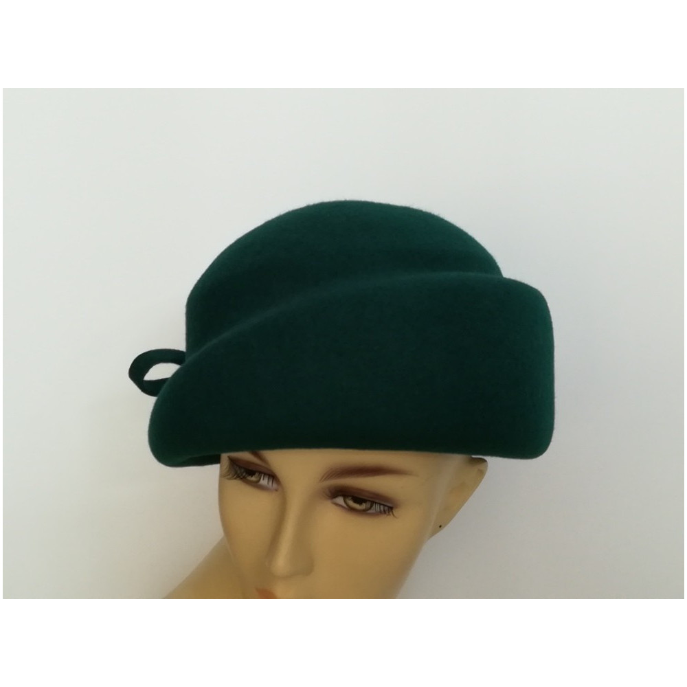 Krista butelkowa zieleń toczek filcowy 55-57 cm