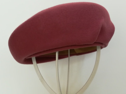 Różowy beret pilśń welurowa 54-56 cm