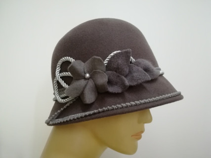 Art deco stalowy kapelusz klosz filcowy 56-57 cm
