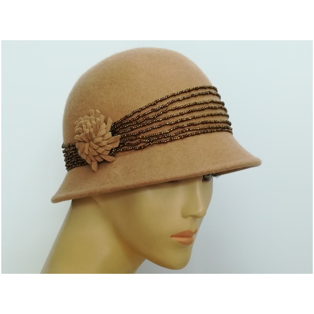 Art deco beżowy kapelusz klosz filcowy 54-56 cm
