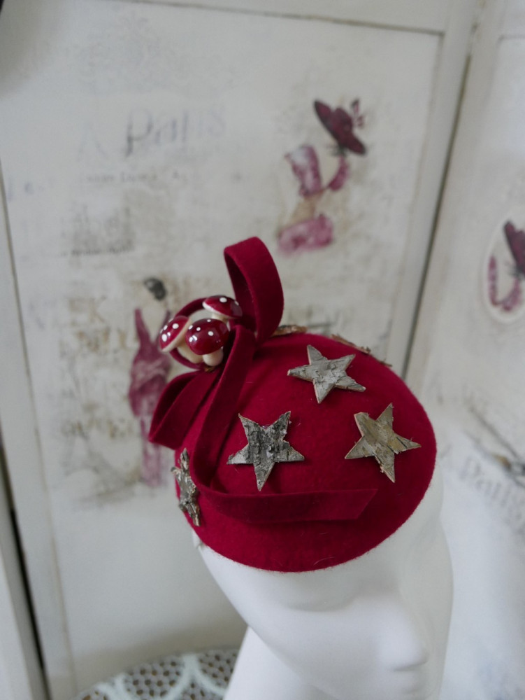 Muchomorki Świąteczny czerwony  fascynator