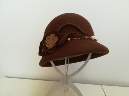 Brązowy kapelusz klosz filcowy 54-56 cm