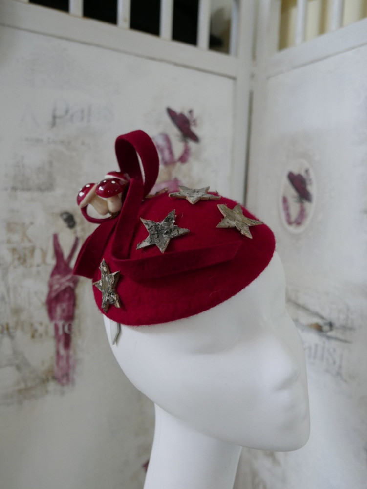 Muchomorki Świąteczny czerwony  fascynator