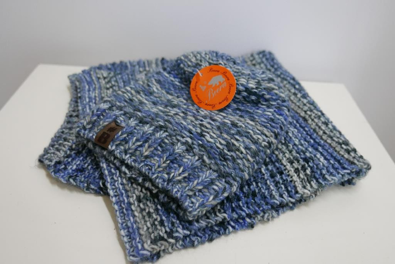 Niebieski komplet czapka i szal