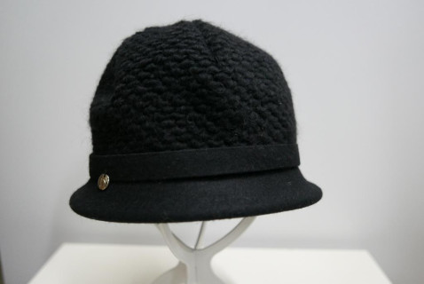 Czarny kapelusz tkanina do 58 cm- regulowany