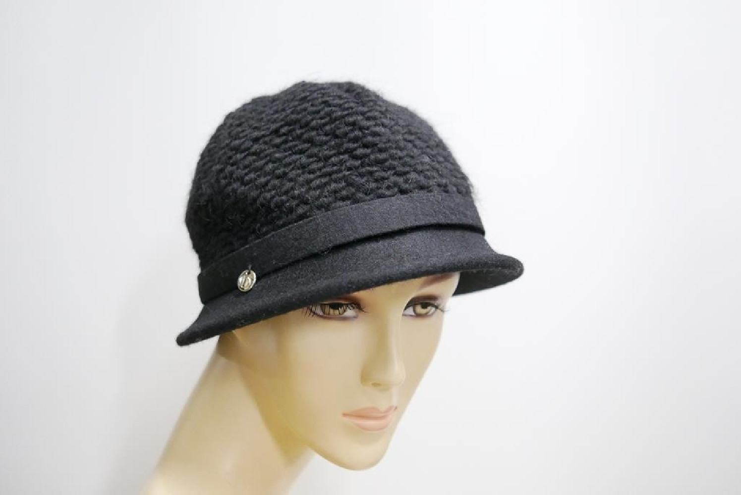 Czarny kapelusz tkanina do 58 cm- regulowany